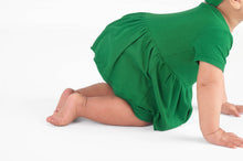 Load image into Gallery viewer, 🇨🇦  Reversible Opening Ready Set Romper®  Twirl Shortie in Ribbed Emerald
