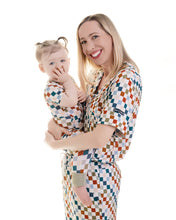 Load image into Gallery viewer, 🇨🇦 Women’s Deluxe Loungewear TOP in Checkered Spice
