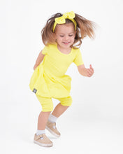 Load image into Gallery viewer, 🇨🇦 Reversible Opening Ready Set Romper® Shortie Twirl in Ribbed Sunshine
