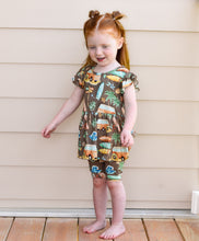Load image into Gallery viewer, 🇨🇦 Reversible Opening Ready Set Romper® Twirl in Surf's Up
